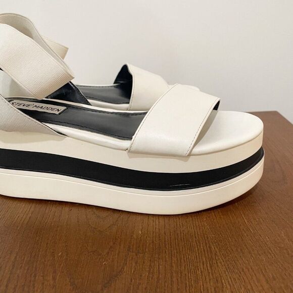 Steve Madden Women’s White Black Haze 3” Platform Retro Flat Sandal US 6 Bold - Picture 3 of 10
